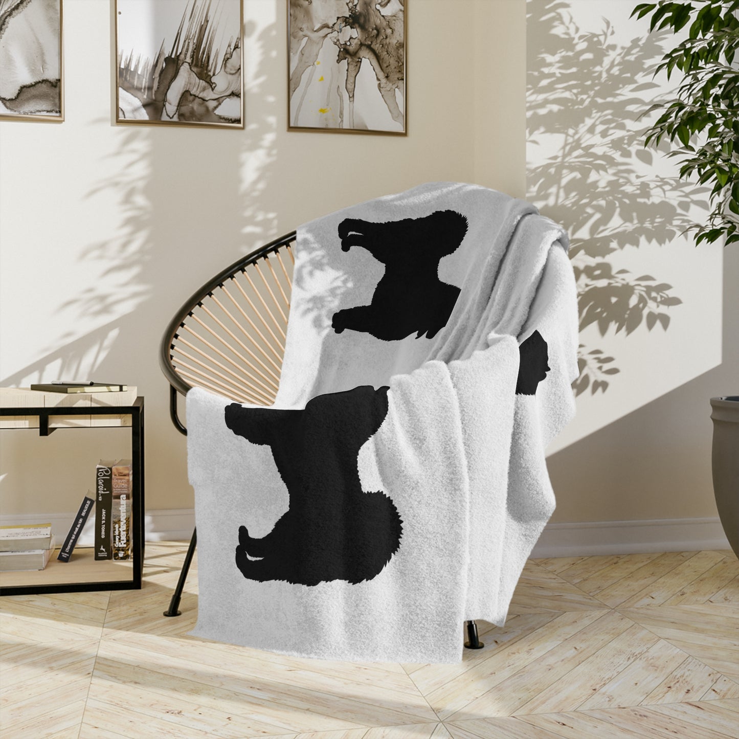 Samoyed Silhouette Velveteen Microfiber Blanket