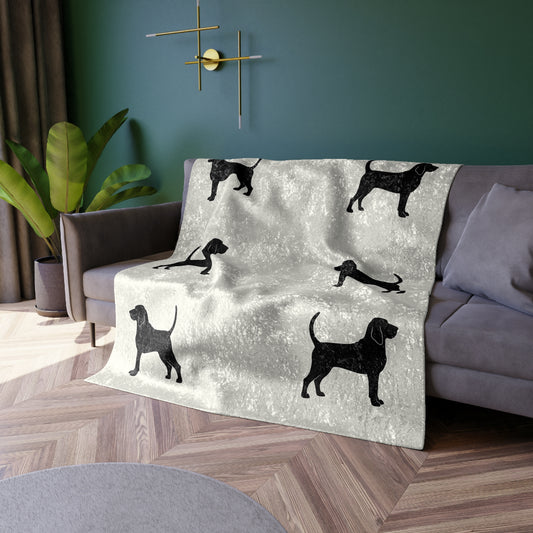 Bloodhound Silhouette Crushed Velvet Blanket