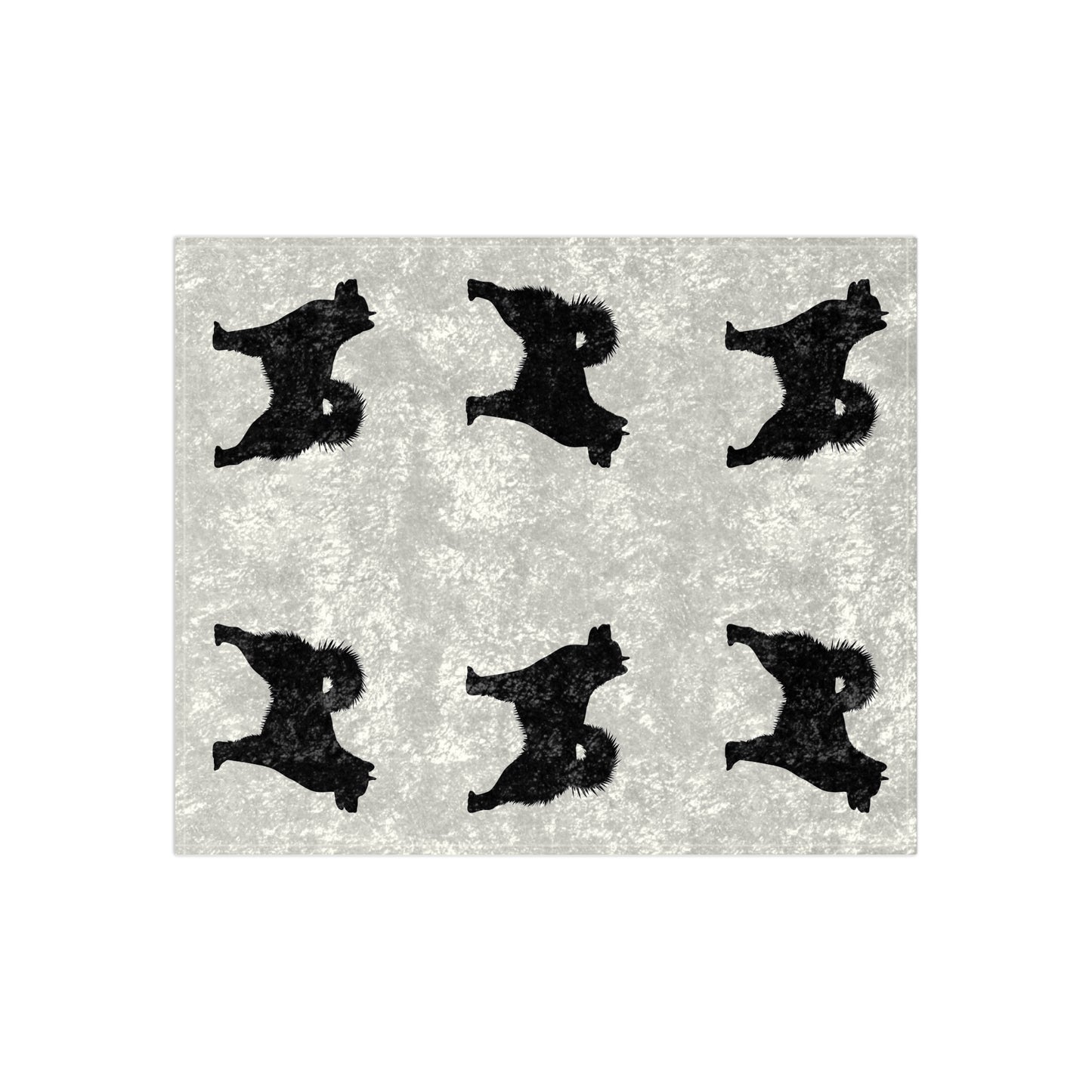 Malamute Silhouette Crushed Velvet Blanket