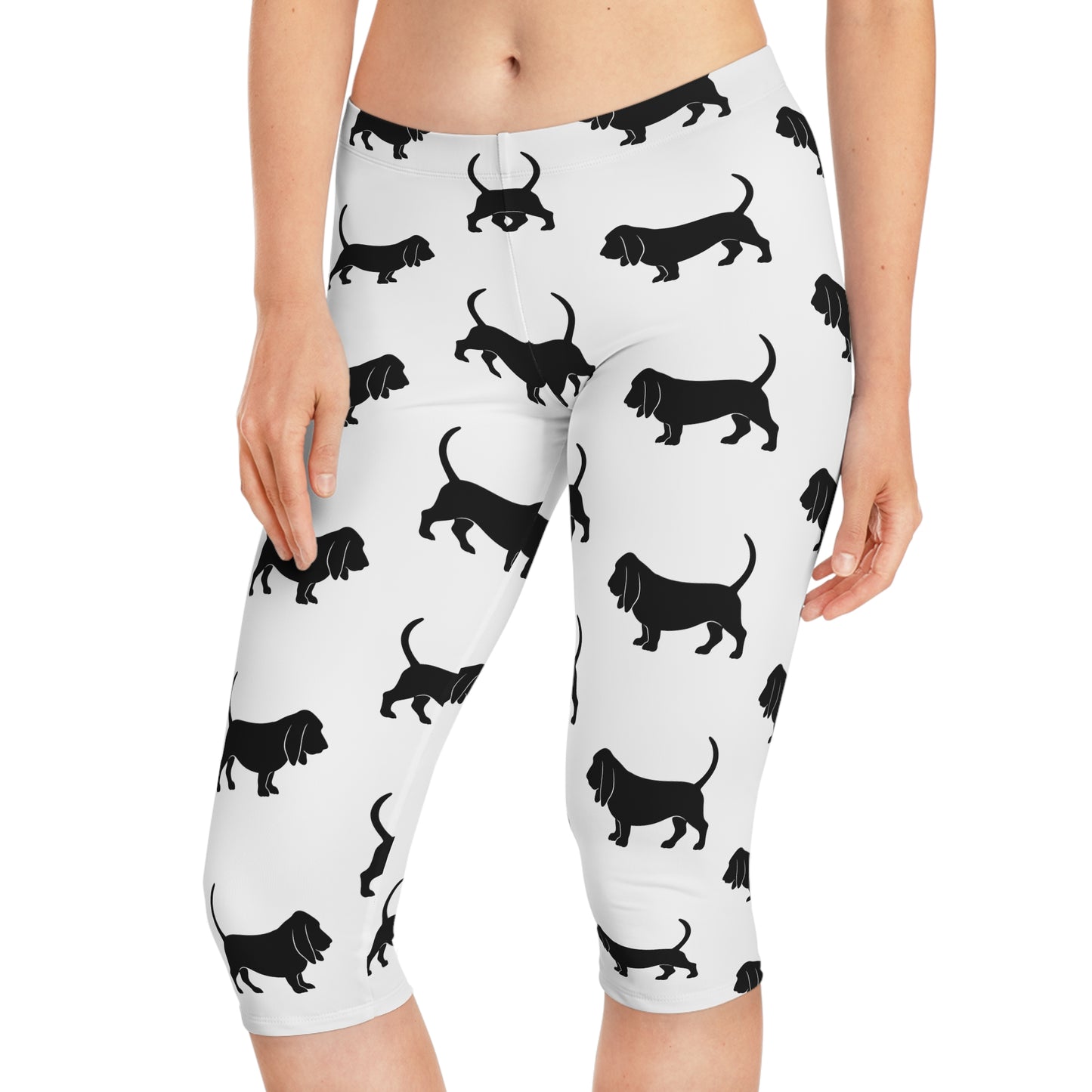 Basset Hound Silhouette Women's Capri Leggings