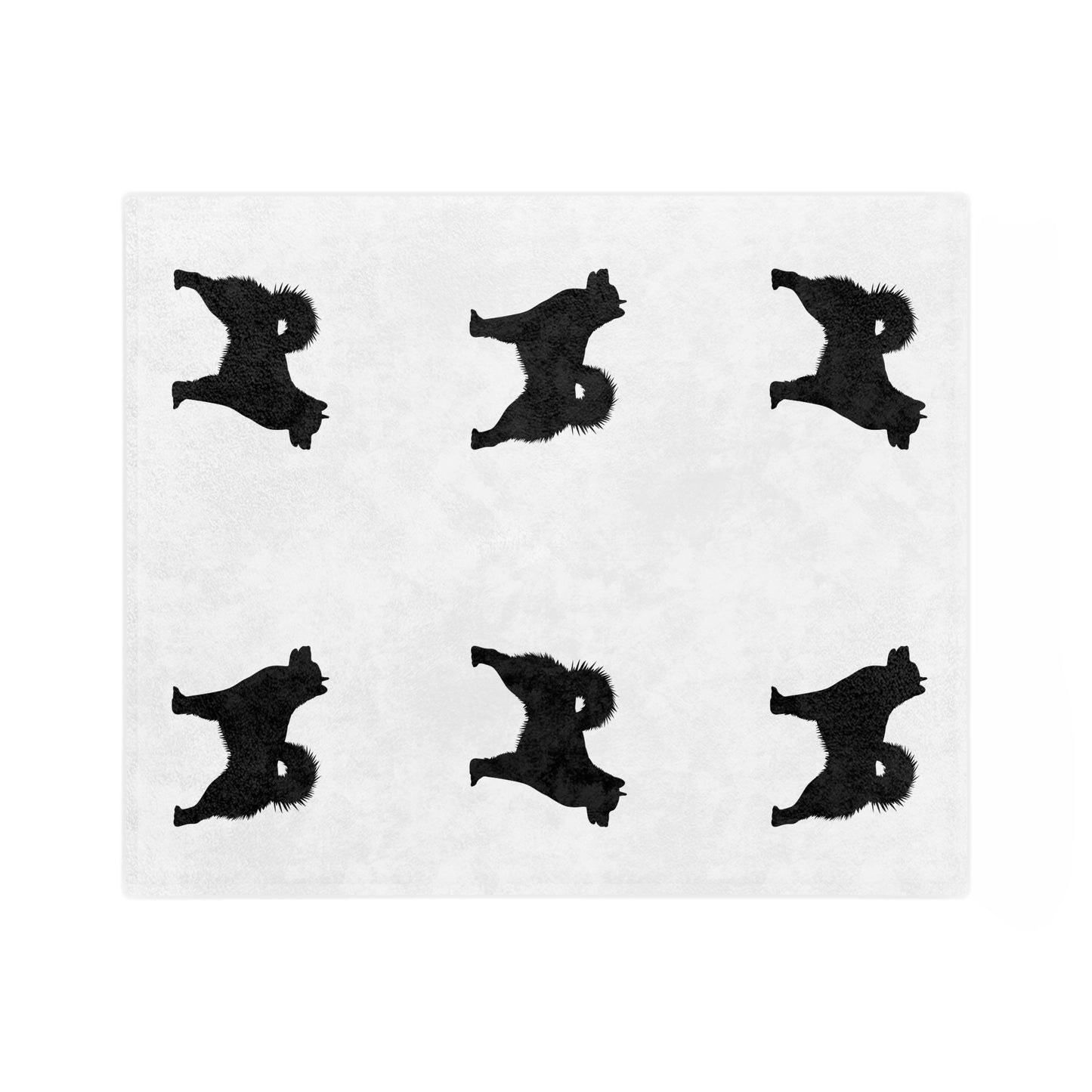 Malamute Silhouette Velveteen Microfiber Blanket